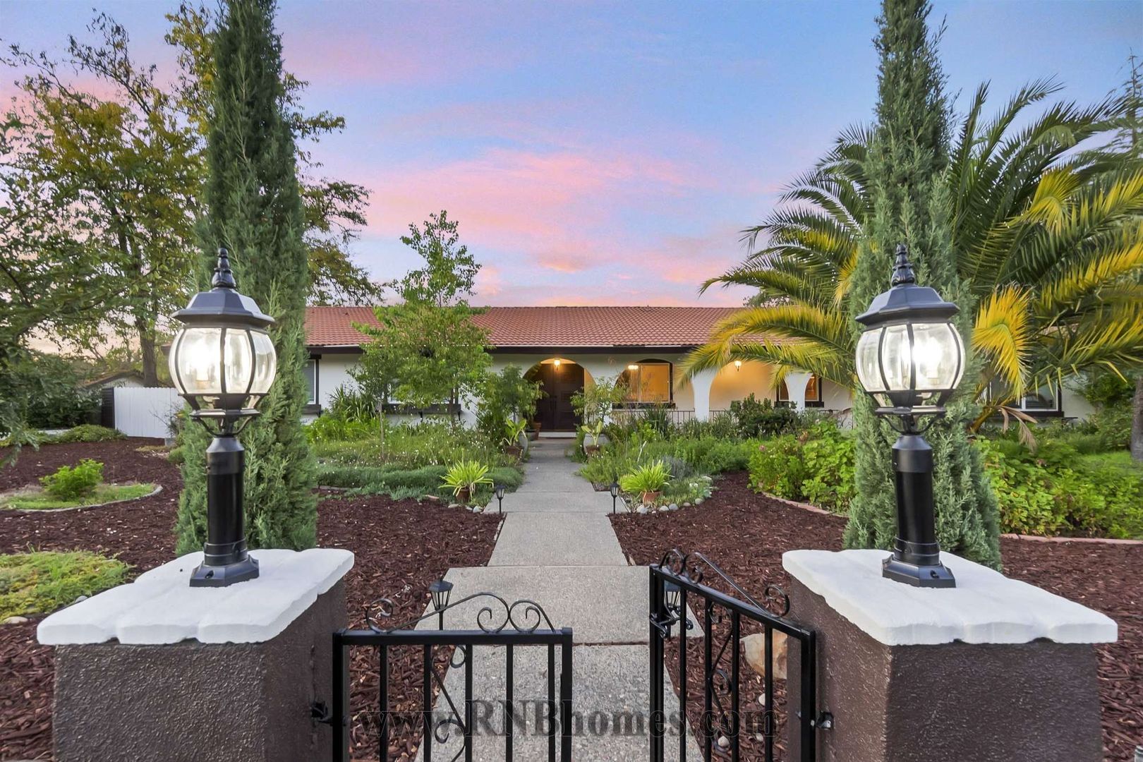 Granite Bay House: 4305 Whispering Oaks Circle