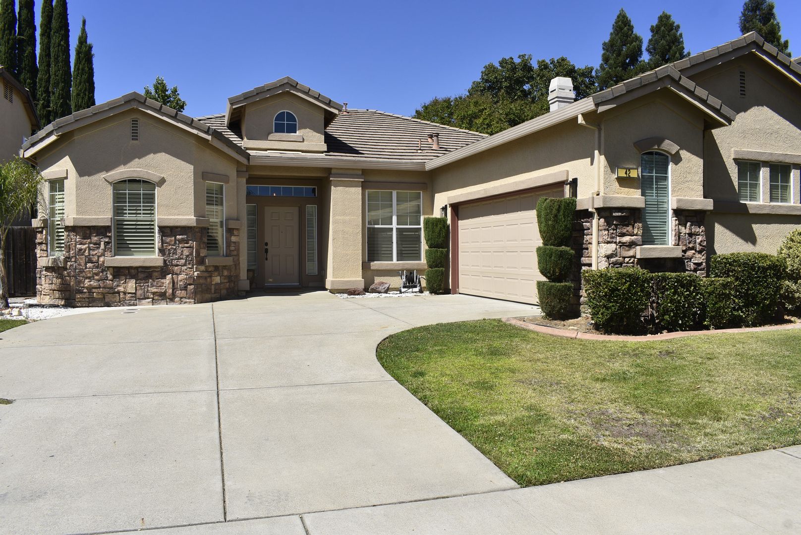 Roseville House: 42 Penelope Court