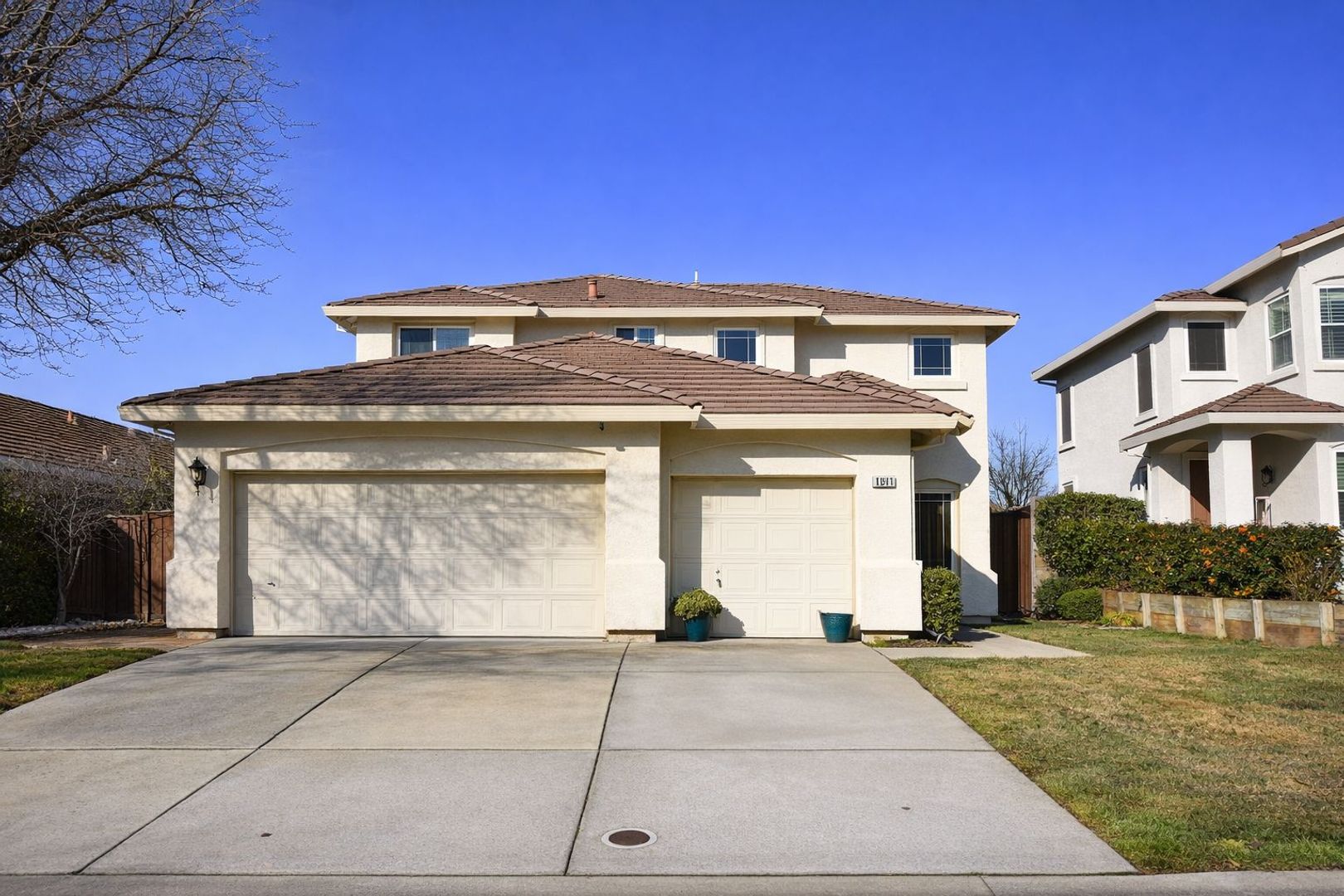 Folsom House: 1000 Cameron Drive