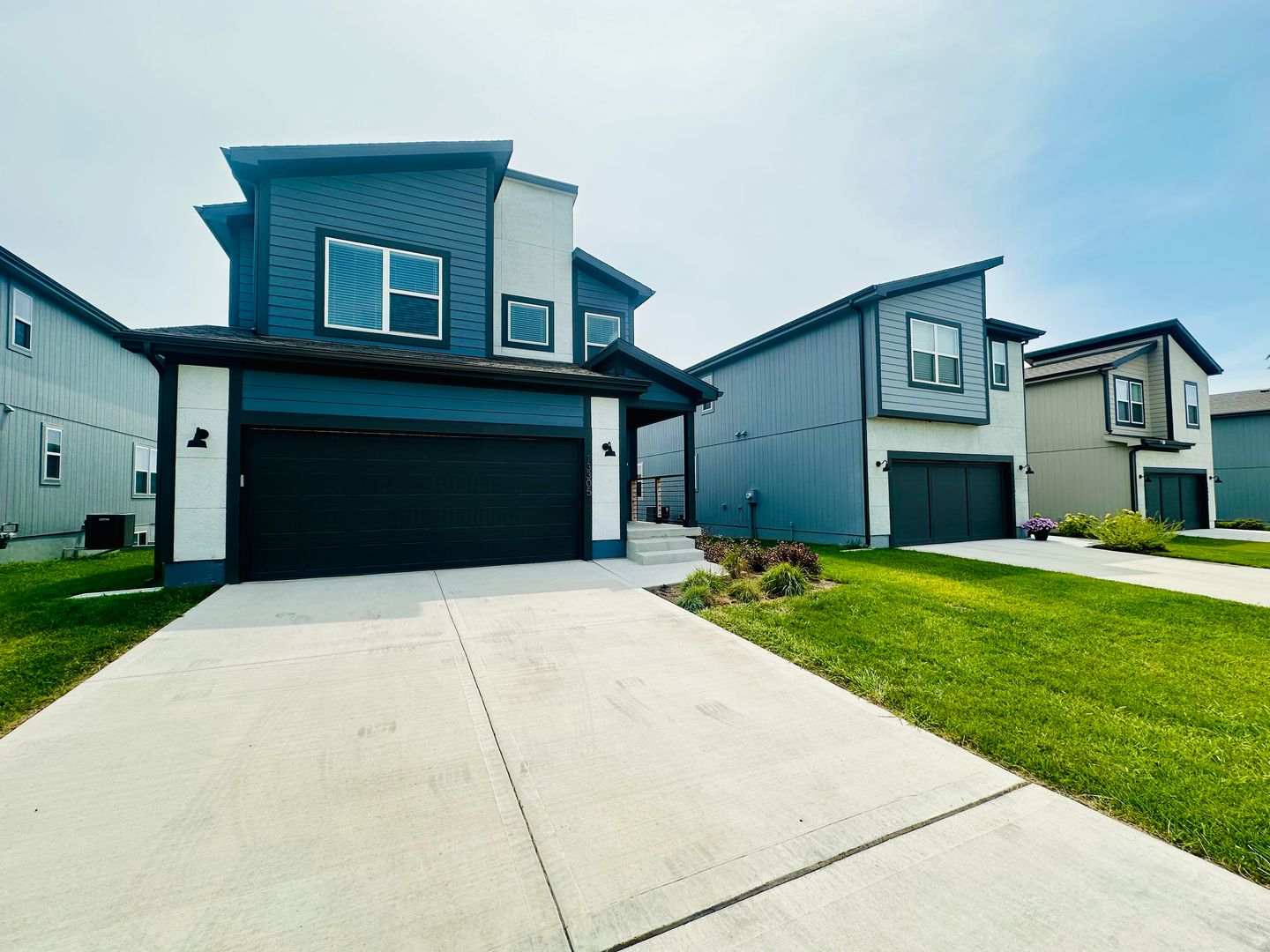 {13305} Less Than 2 Year Old 1.5 Story in Beautiful SouthPointe + Main Floor Primary Bedroom +Finished Basement + Fenced Yard 