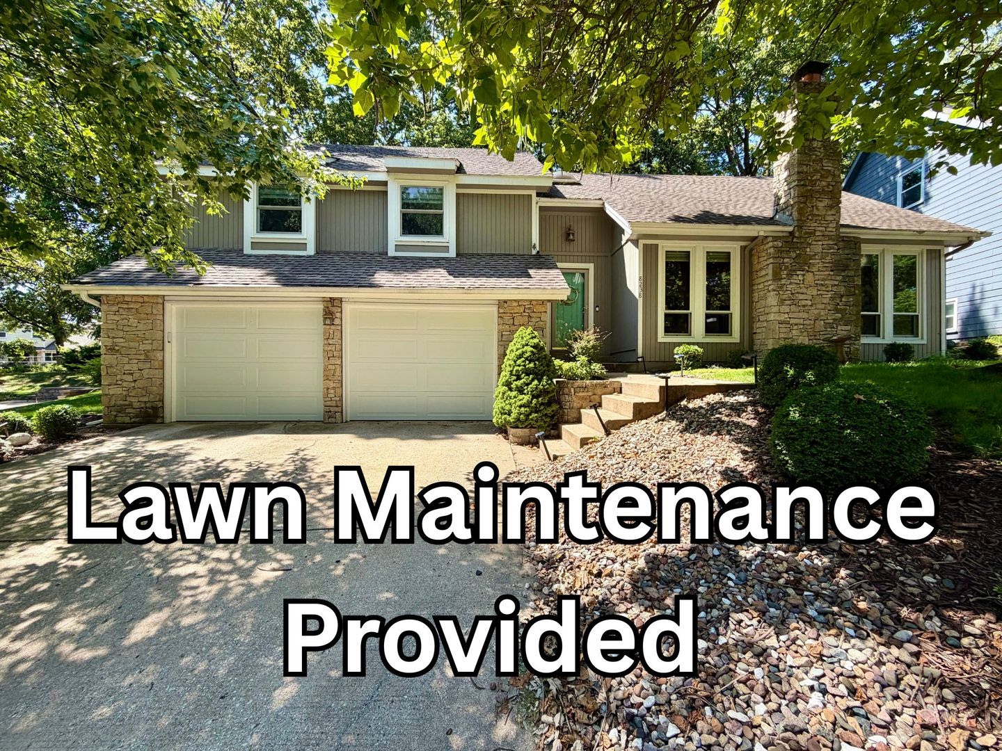 Lenexa House: 8238 Parkhill Circle