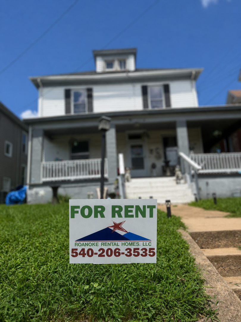 Roanoke Apartment: 2125 Orange Ave NW