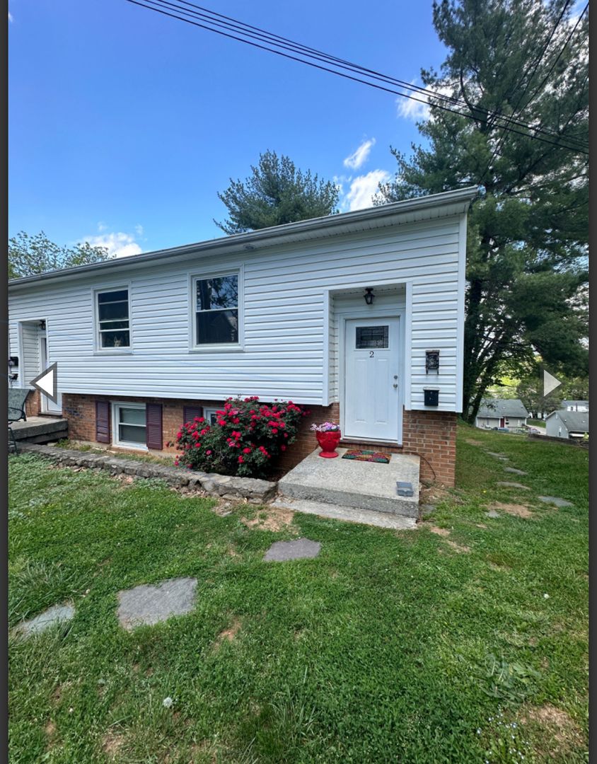 Vinton Apartment: 524 Jefferson Ave