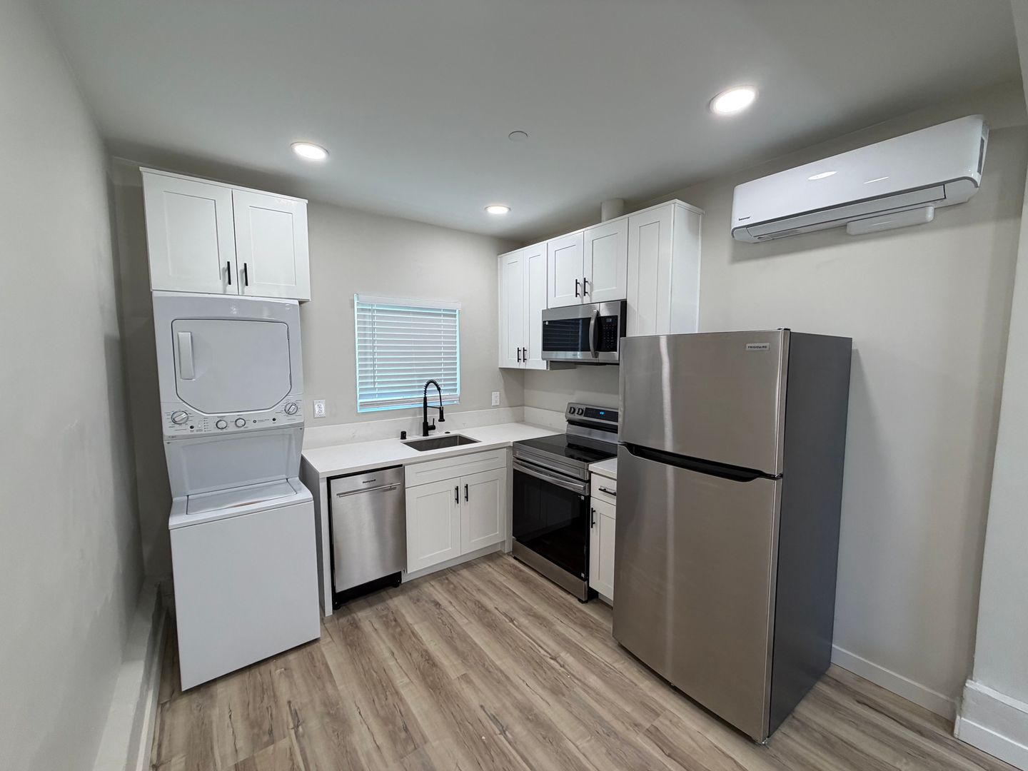 San Diego Apartment: 4067-4079 Normal Street