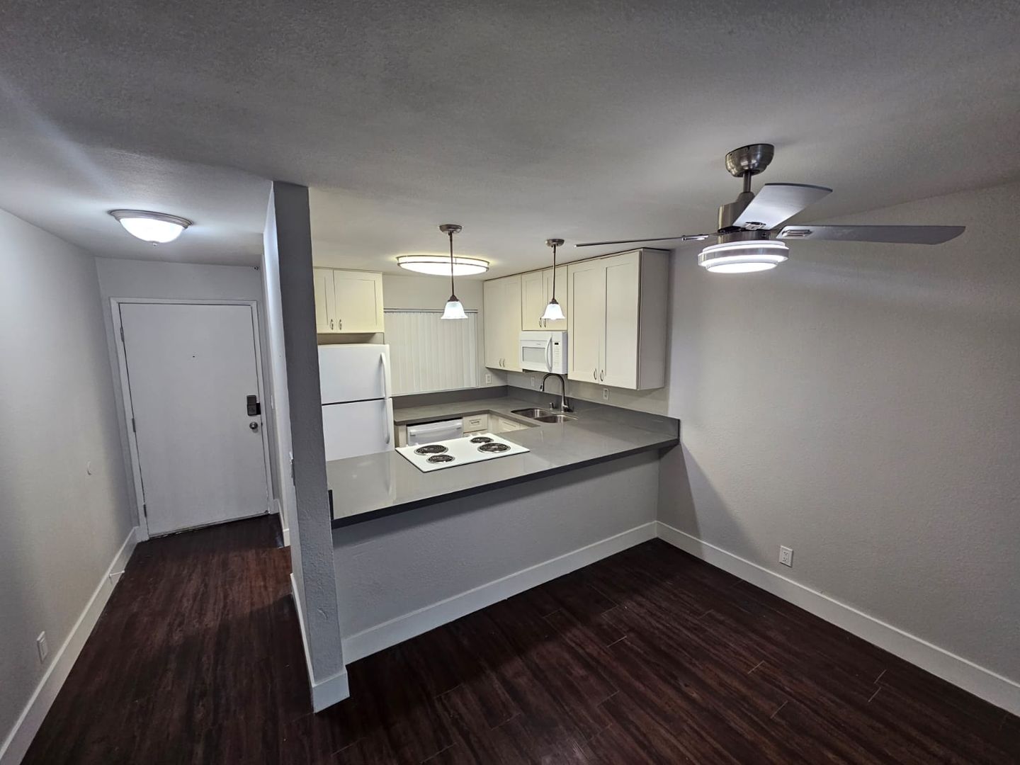 San Diego Apartment: 525 28th Street