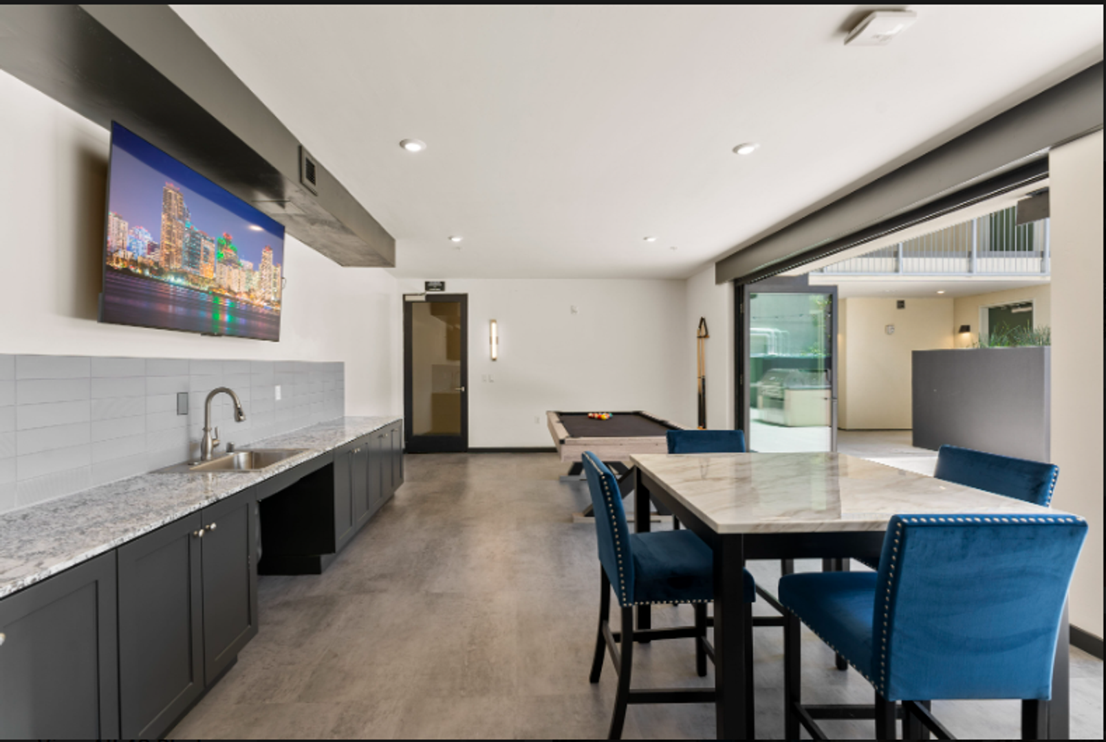 San Diego Apartment: 3066 North Park Way