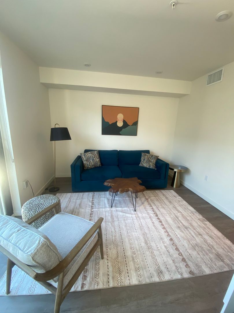 San Diego Apartment: 3066 North Park Way