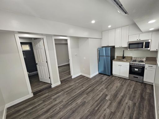 Wow!! Brand Newly remodeled 1br ADU!! – photo 1