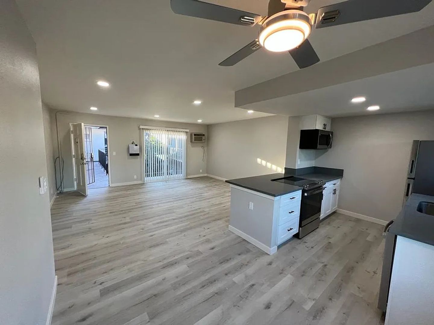 San Diego Apartment: 4490 Collwood Blvd
