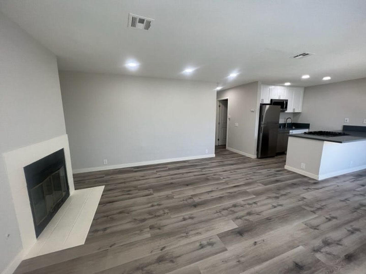San Diego Apartment: 4586 Idaho Street