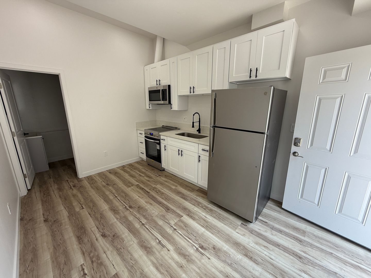 San Diego Apartment: 4490 Collwood Blvd