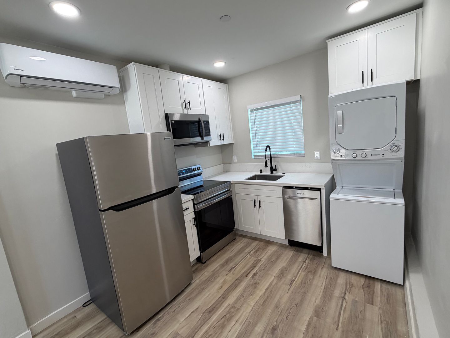 San Diego Apartment: 4067-4079 Normal Street