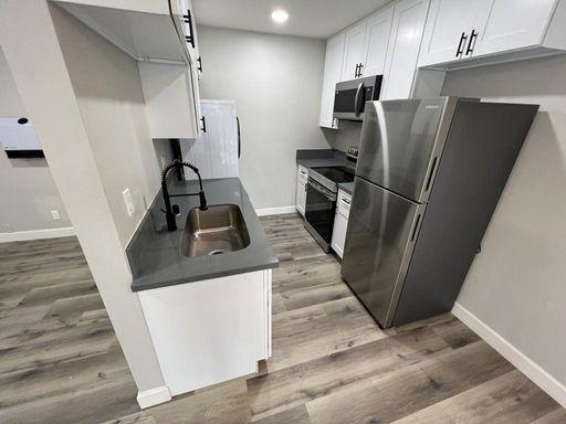 Wow! Newly Remodeled 2BR Apartment with W/D in unit! – photo 1