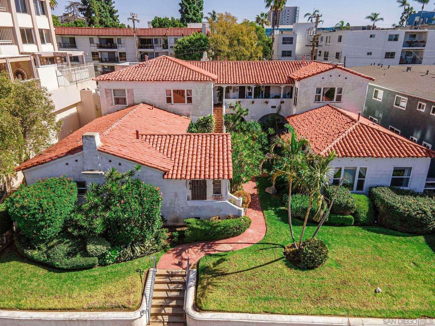 San Diego Apartment: 3513-3533 1st Ave