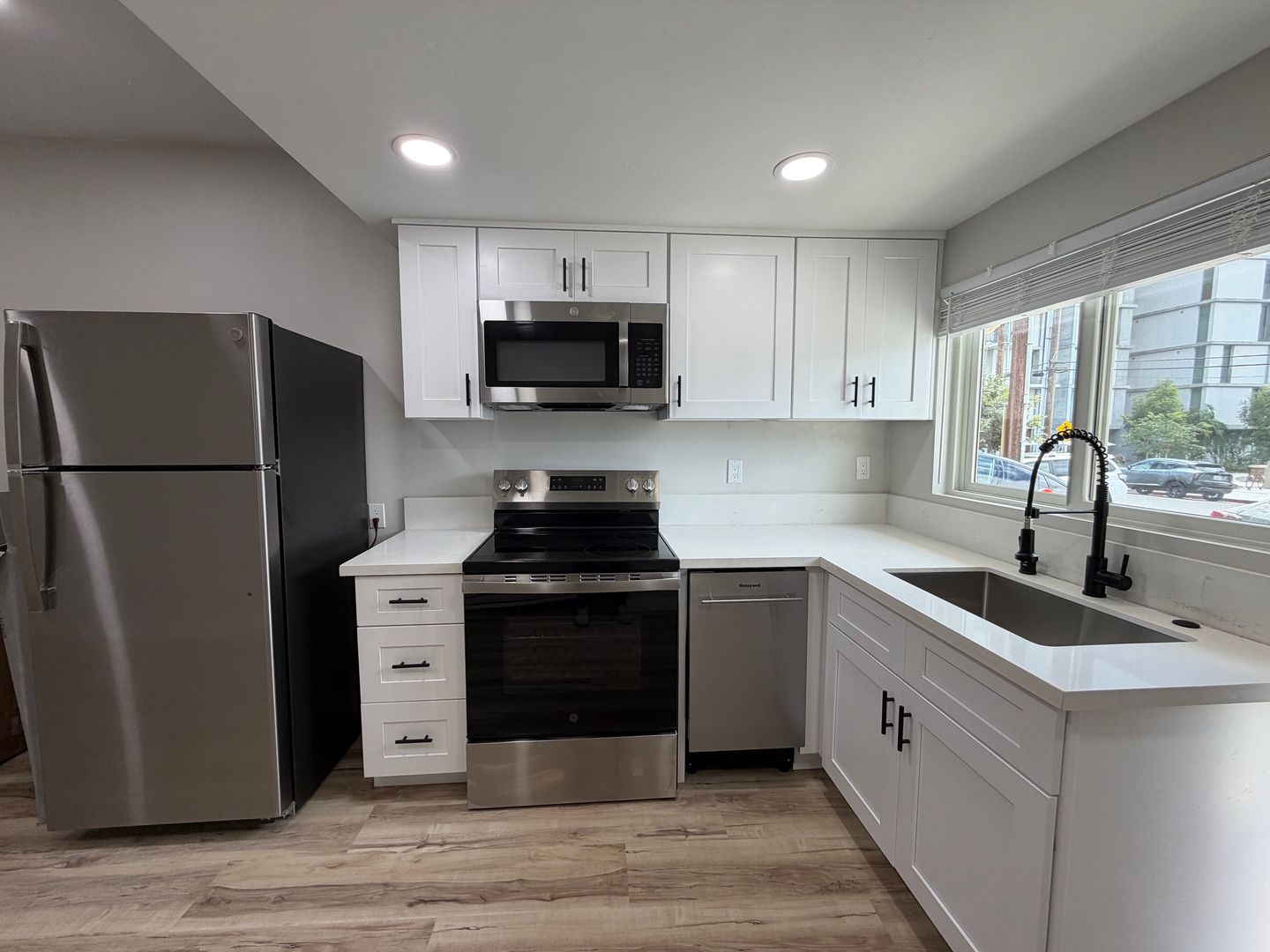 San Diego Apartment: 303 - 321 Olive Street