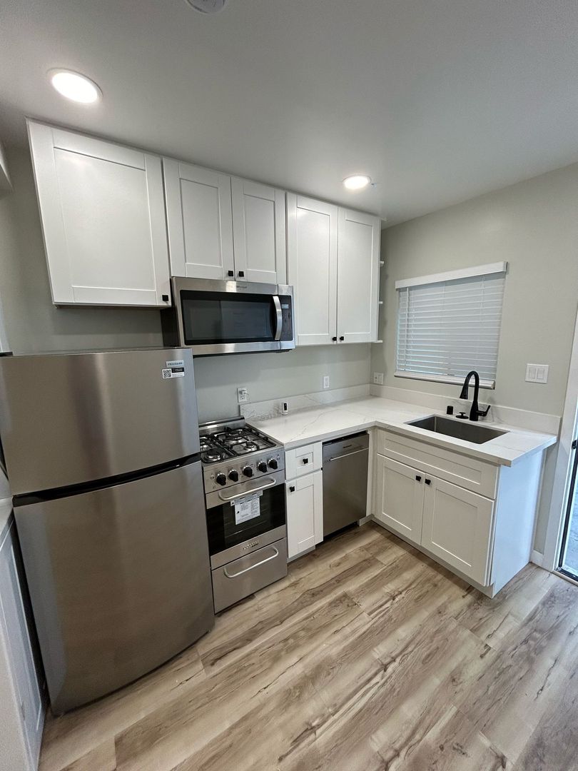 San Diego Apartment: 4136 Georgia Street