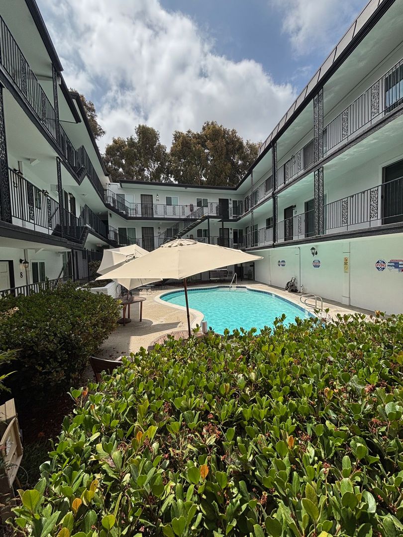 San Diego Apartment: 4490 Collwood Blvd