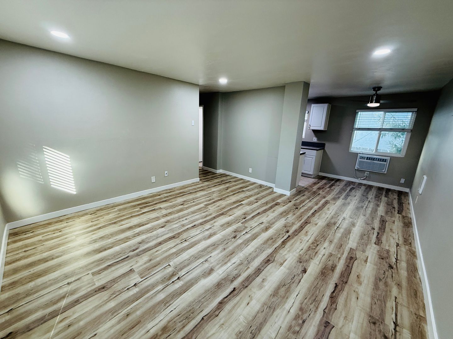 San Diego Apartment: 3928 Alabama Street
