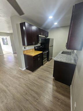 Spacious 2 Bed / 1.5 Bath in a Desirable San Diego Location ✨ – photo 1