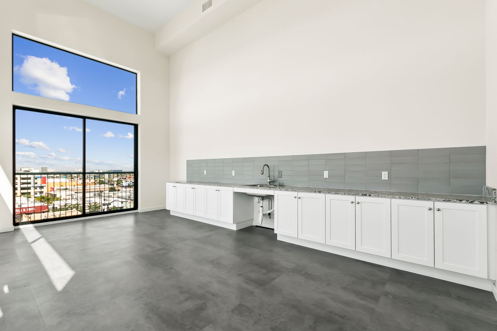 San Diego Apartment: 3066 North Park Way
