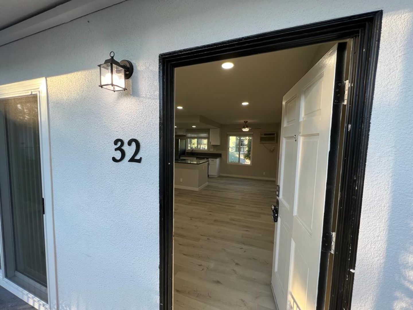 San Diego Apartment: 4490 Collwood Blvd