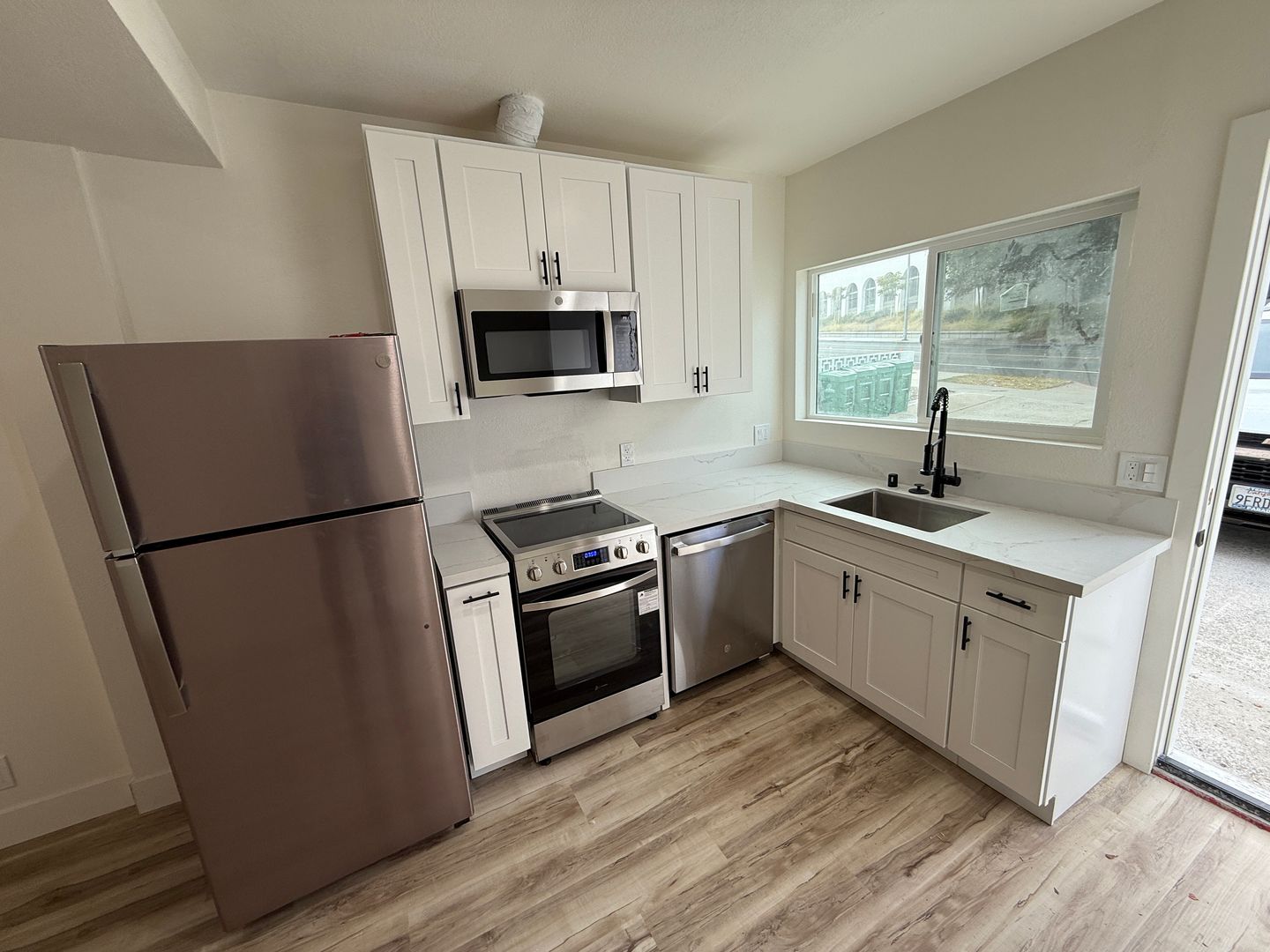 San Diego Apartment: 2312-2318 Chatsworth Blvd