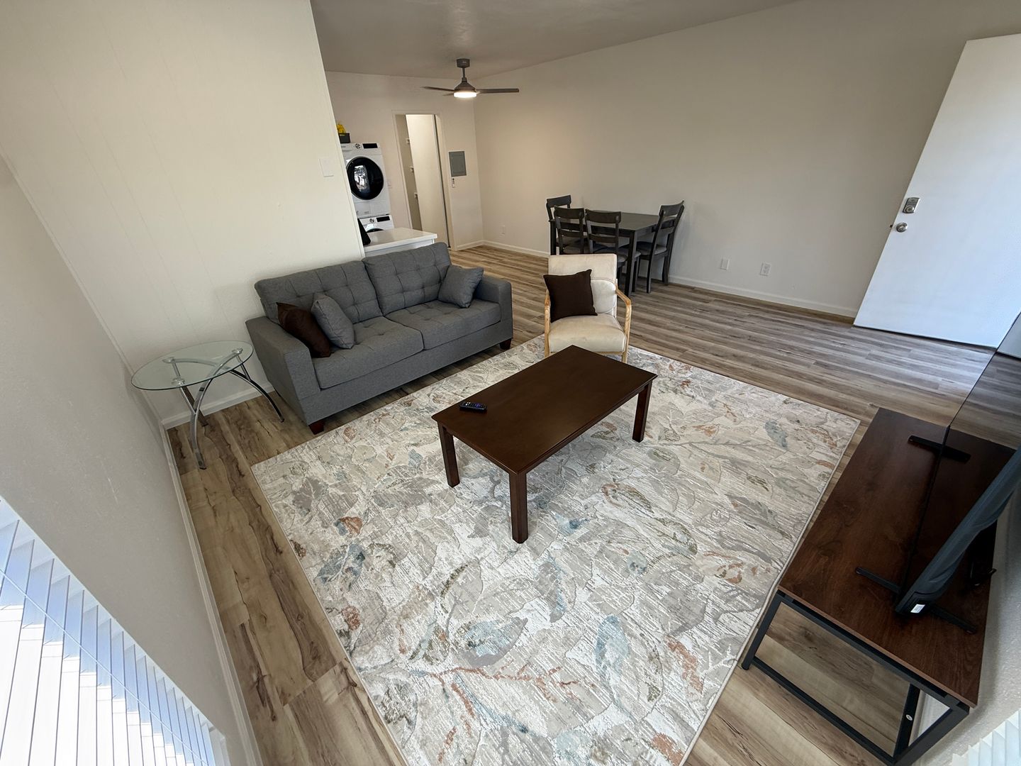 San Diego Apartment: 4605 Voltaire Street