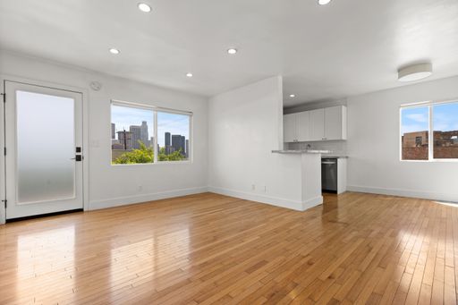 This beautifully updated 1 bed / 1 bath apartment in Echo Park is now available! Parking & In-Unit Laundry – photo 1