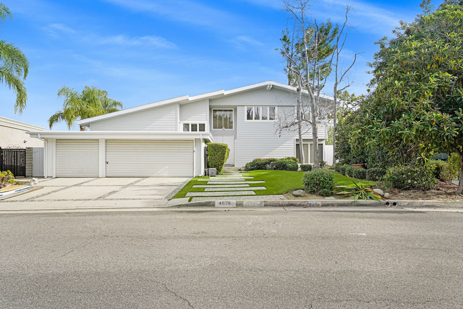 Tarzana House: 4626 Monarca Dr.