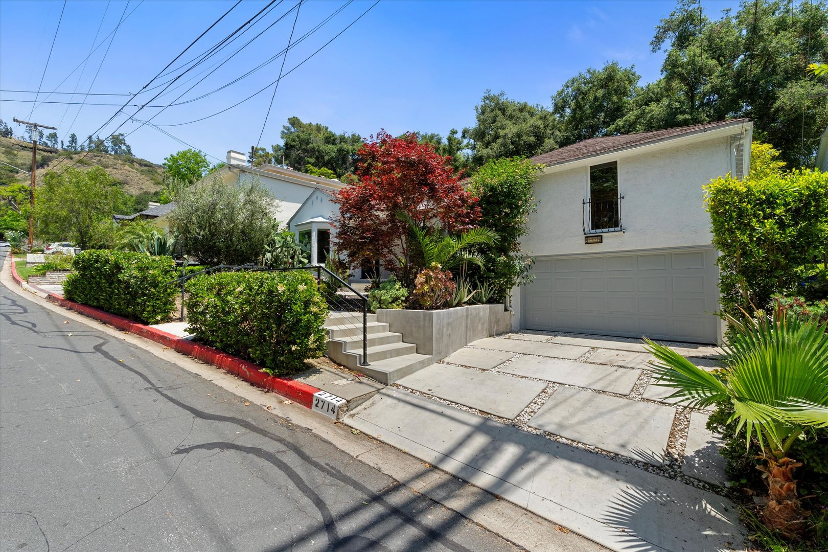 Glendale House: 2714 Hollister Terrace