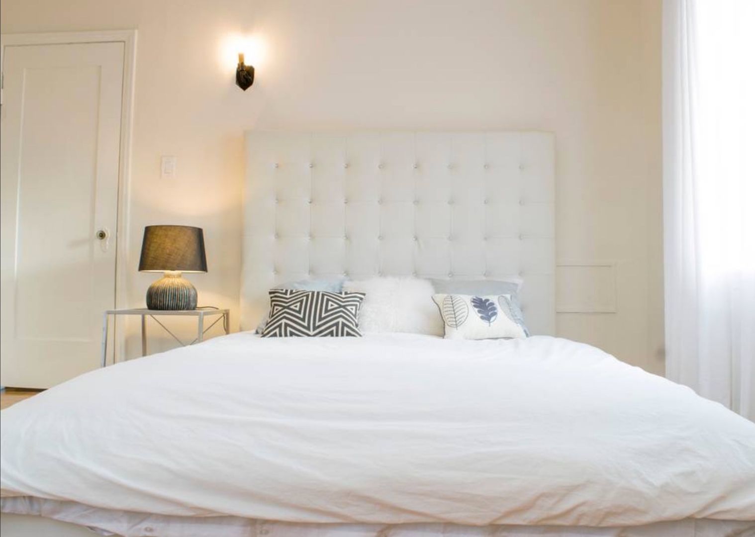 Los Angeles Apartment: 447 N Curson Ave.