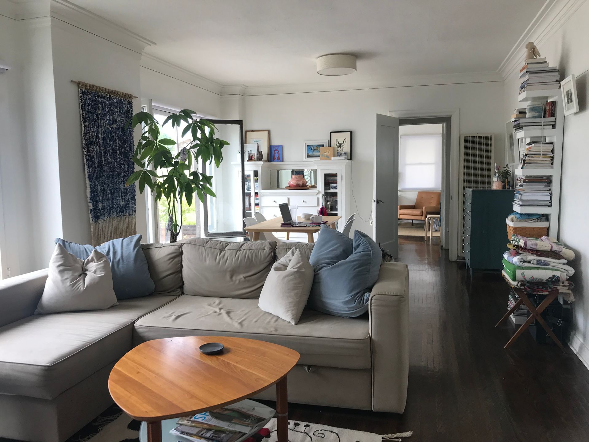 Los Angeles Condo: 704 N Rampart Blvd