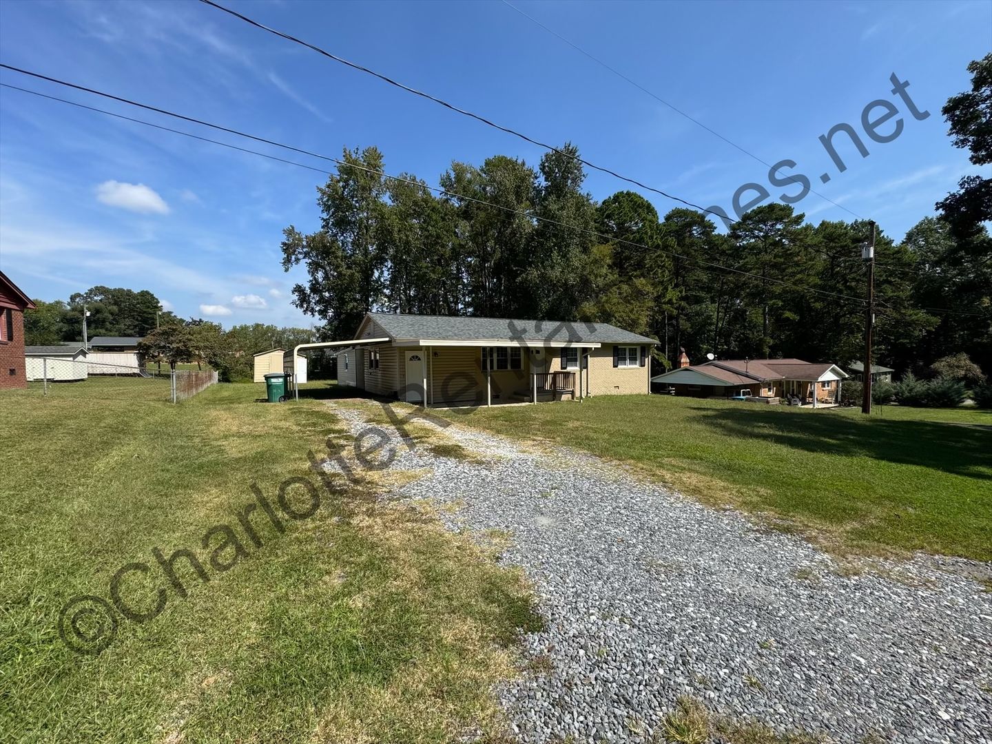 Bessemer City House: 207 E Texas Ave