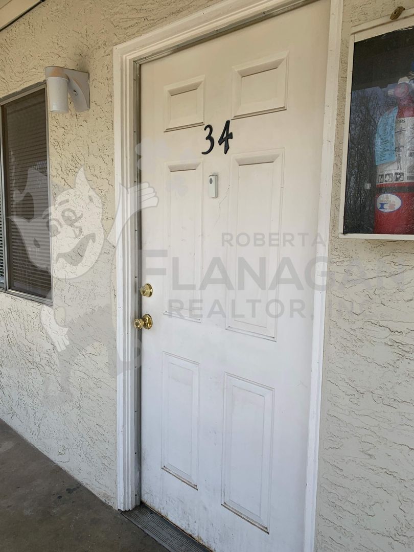 Merced Apartment: 28 W. 20th Street****