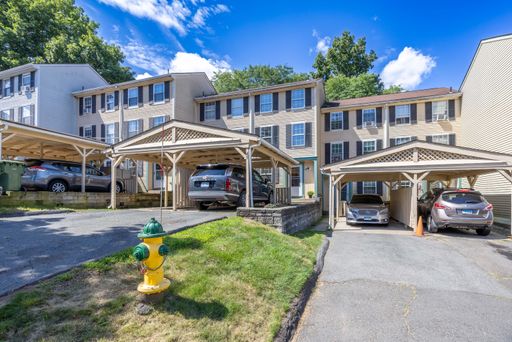 3 Bedroom Townhome with Flexible Third-Floor Space and Community Pool – photo 1