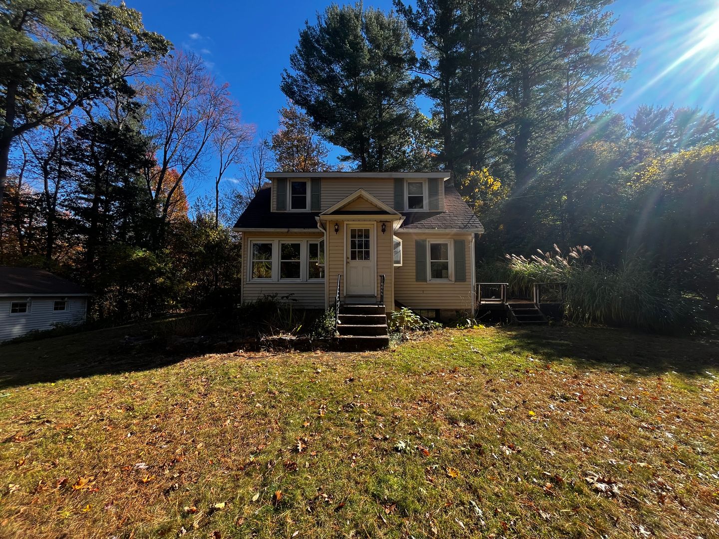 Ellington House: 70 Snipsic Lake Rd.