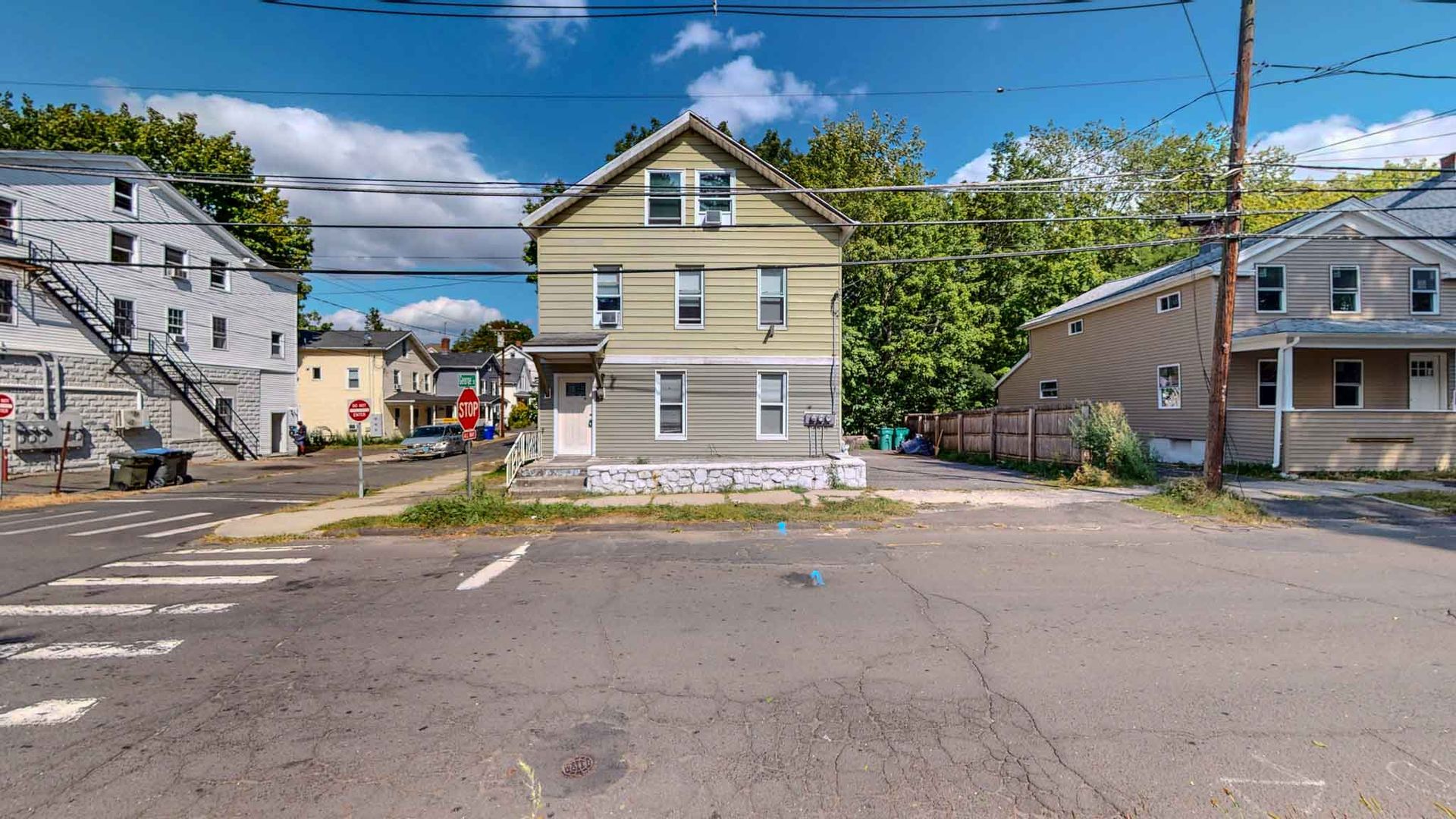 Danbury Apartment: 31 William Street - Floor 1