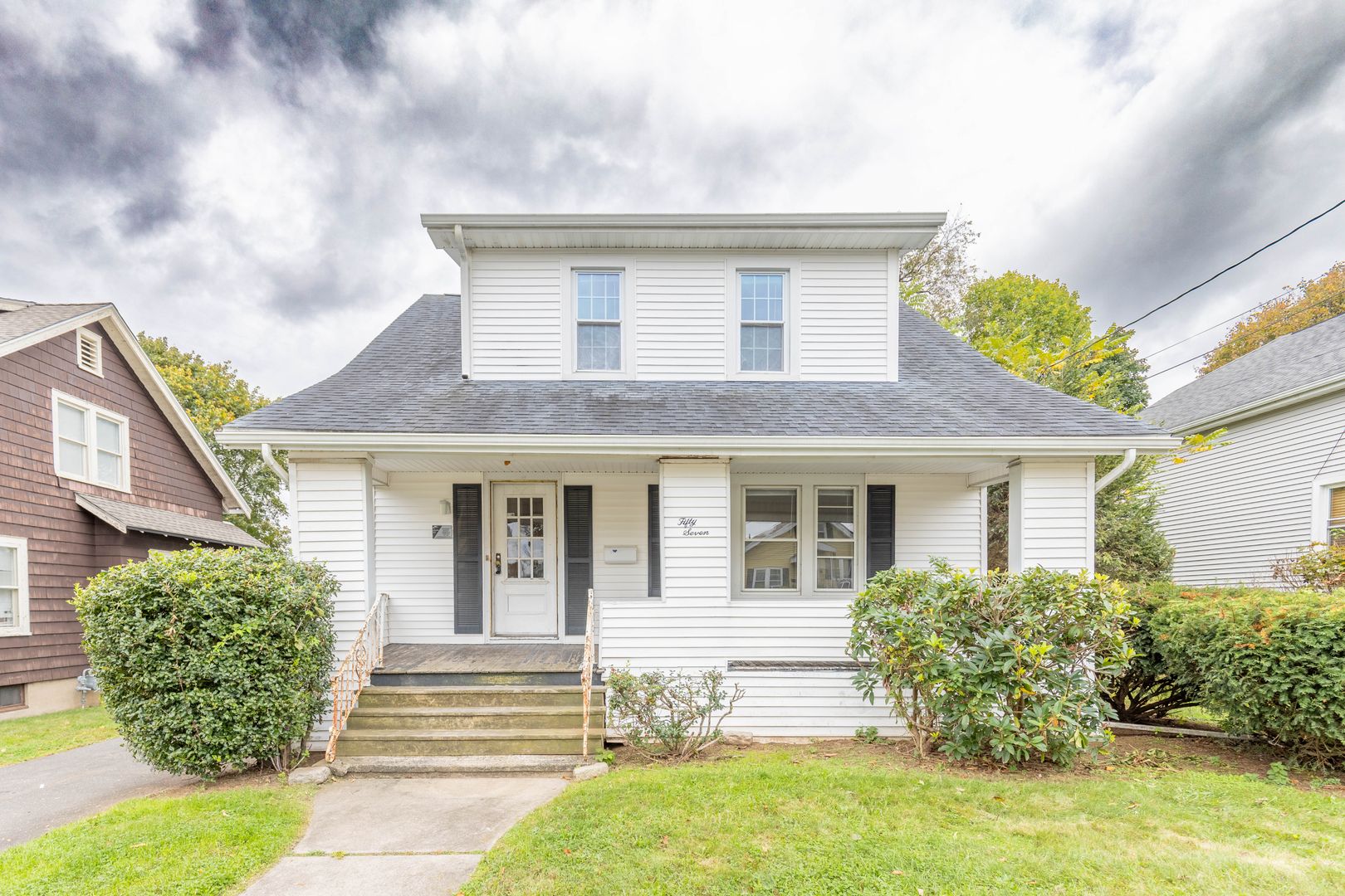 New Britain House: 57 Foxon Place