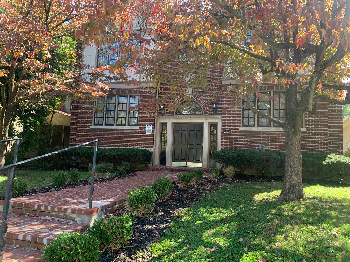 Louisville Apartment: 2424 Glenmary Avenue