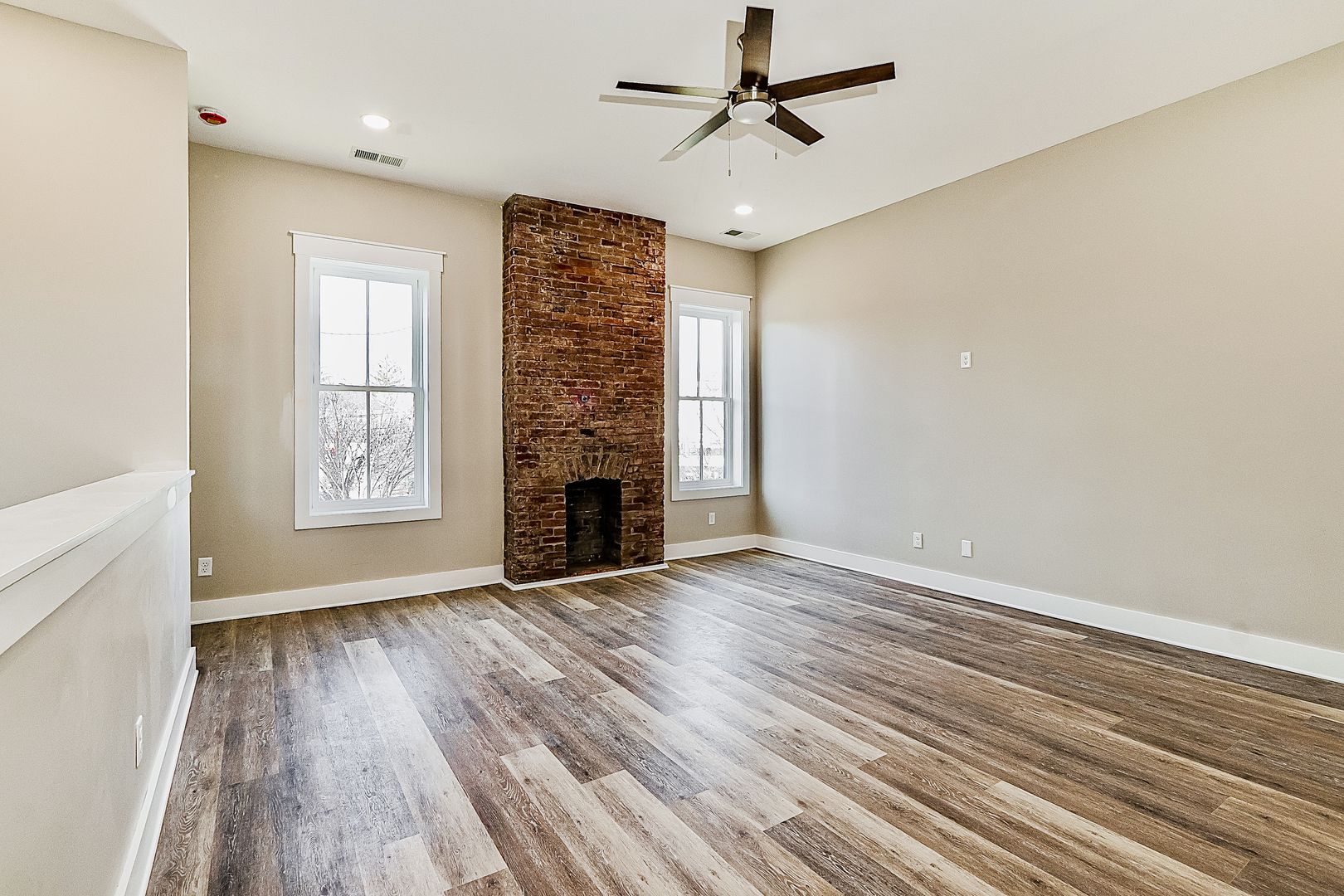 Louisville Apartment: 1398 Bardstown Road