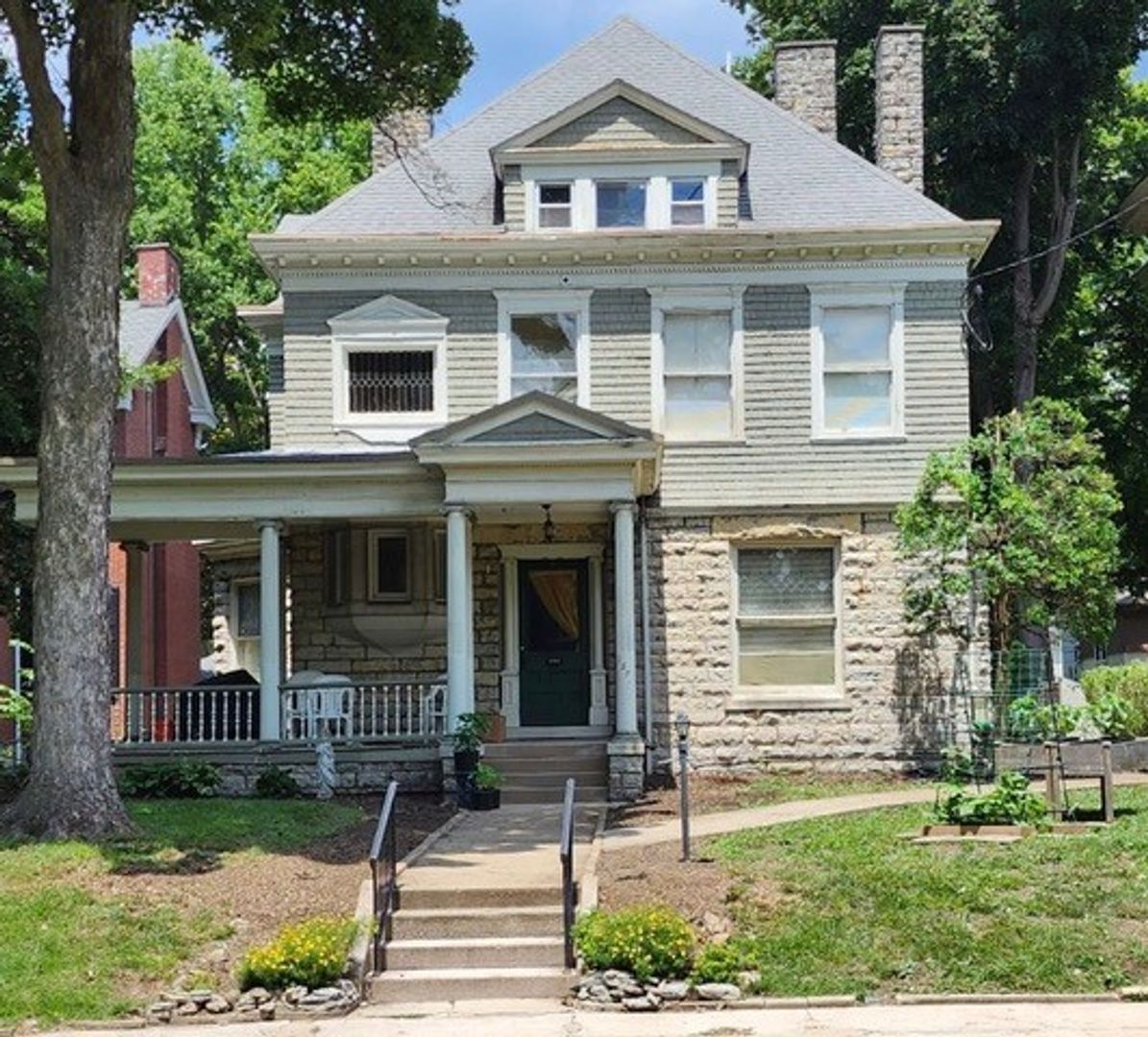 Louisville Apartment: 1271 Cherokee Road