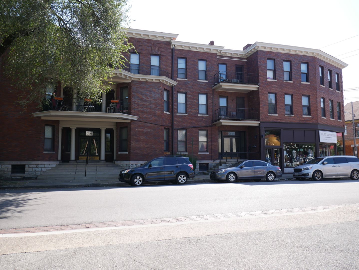 Louisville Apartment: 2004Cherokee Parkway