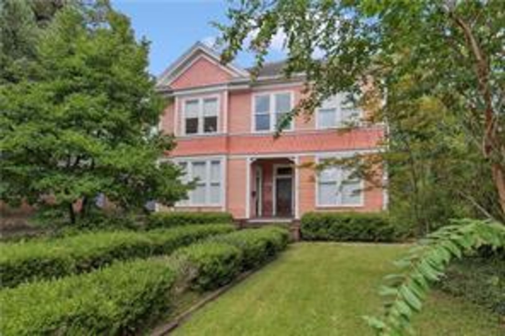 Mobile House: 1112 Dauphin St