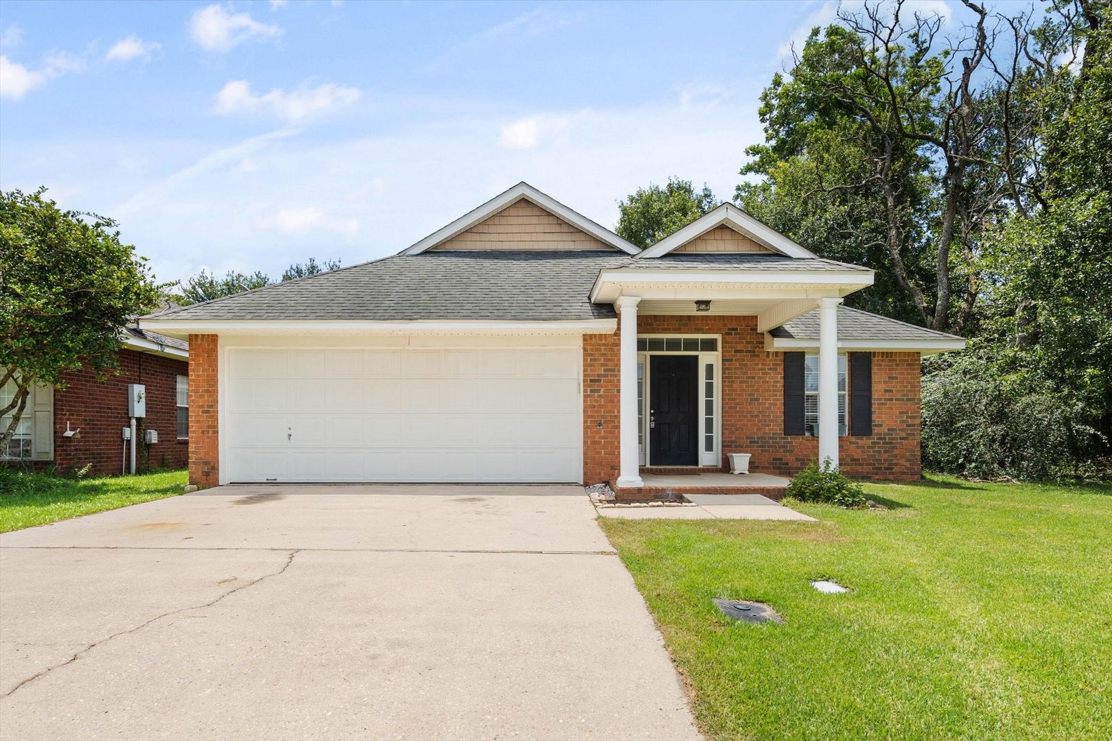 Robertsdale House: 21570 Palmer Court