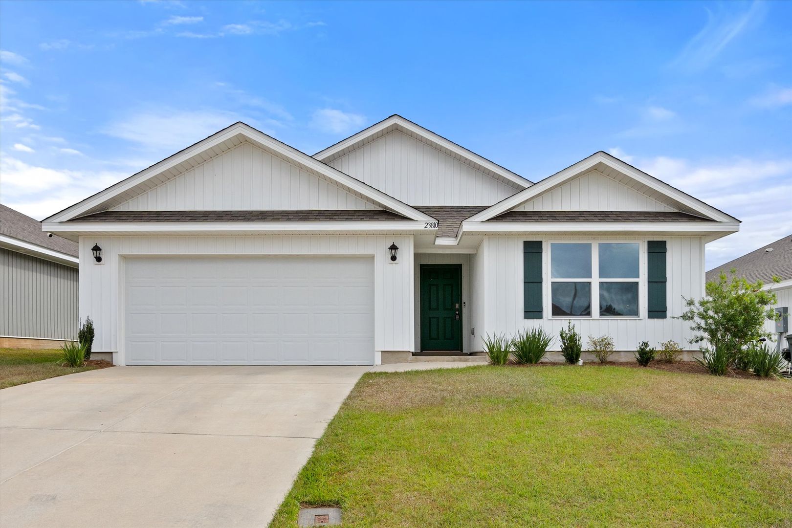 Daphne House: 23810 Unbridled Loop