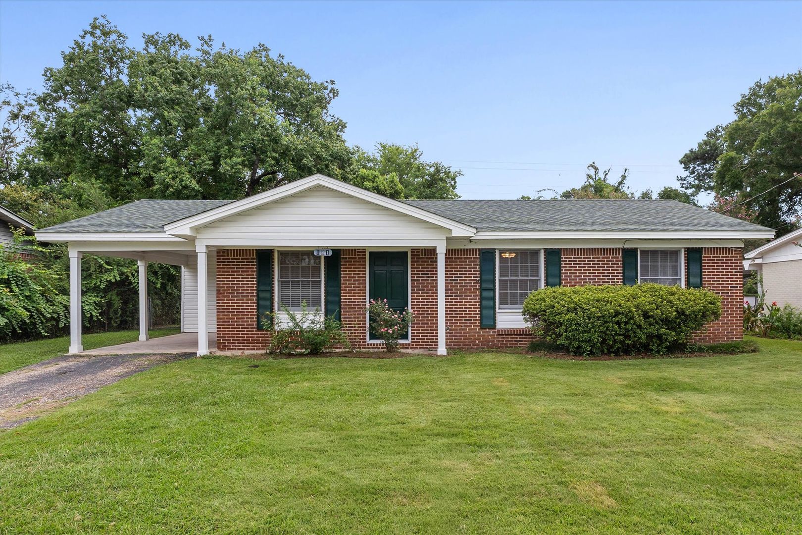 Mobile House: 161 Poydras Ave