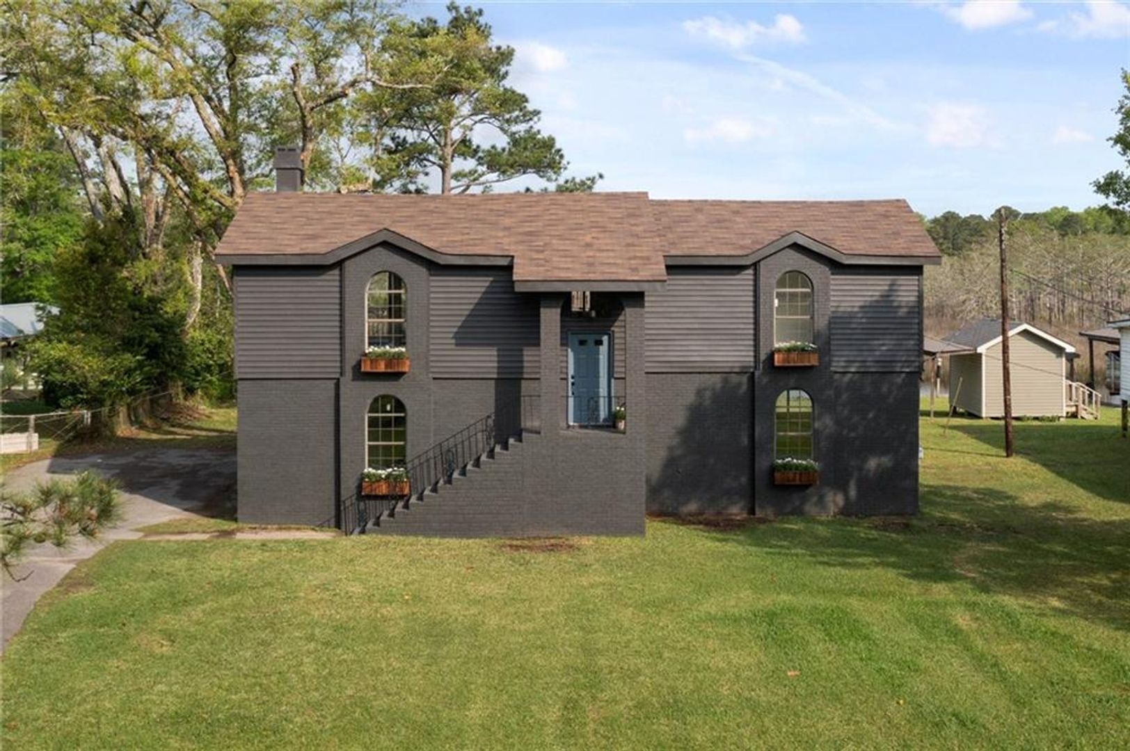 Mobile House: 4062 Dawson Drive