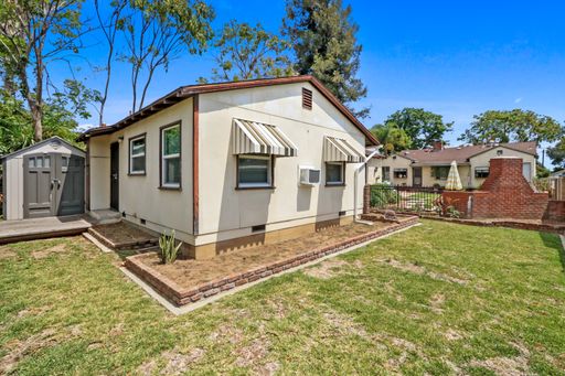 12409 Rose Dr, Whittier, CA 90601-3055