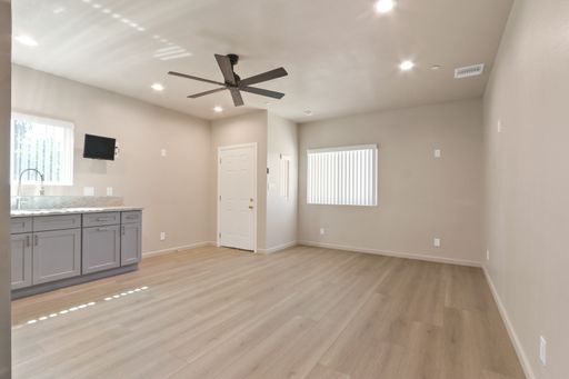 10838 Carmenita Road , Unit B, Whittier, CA 90605-3236