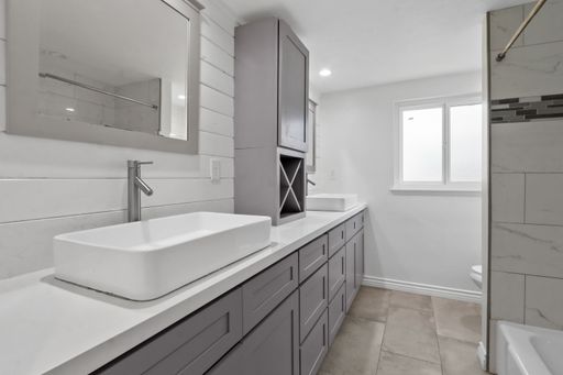 10925 Newcomb Avenue, Whittier, CA 90603-3226
